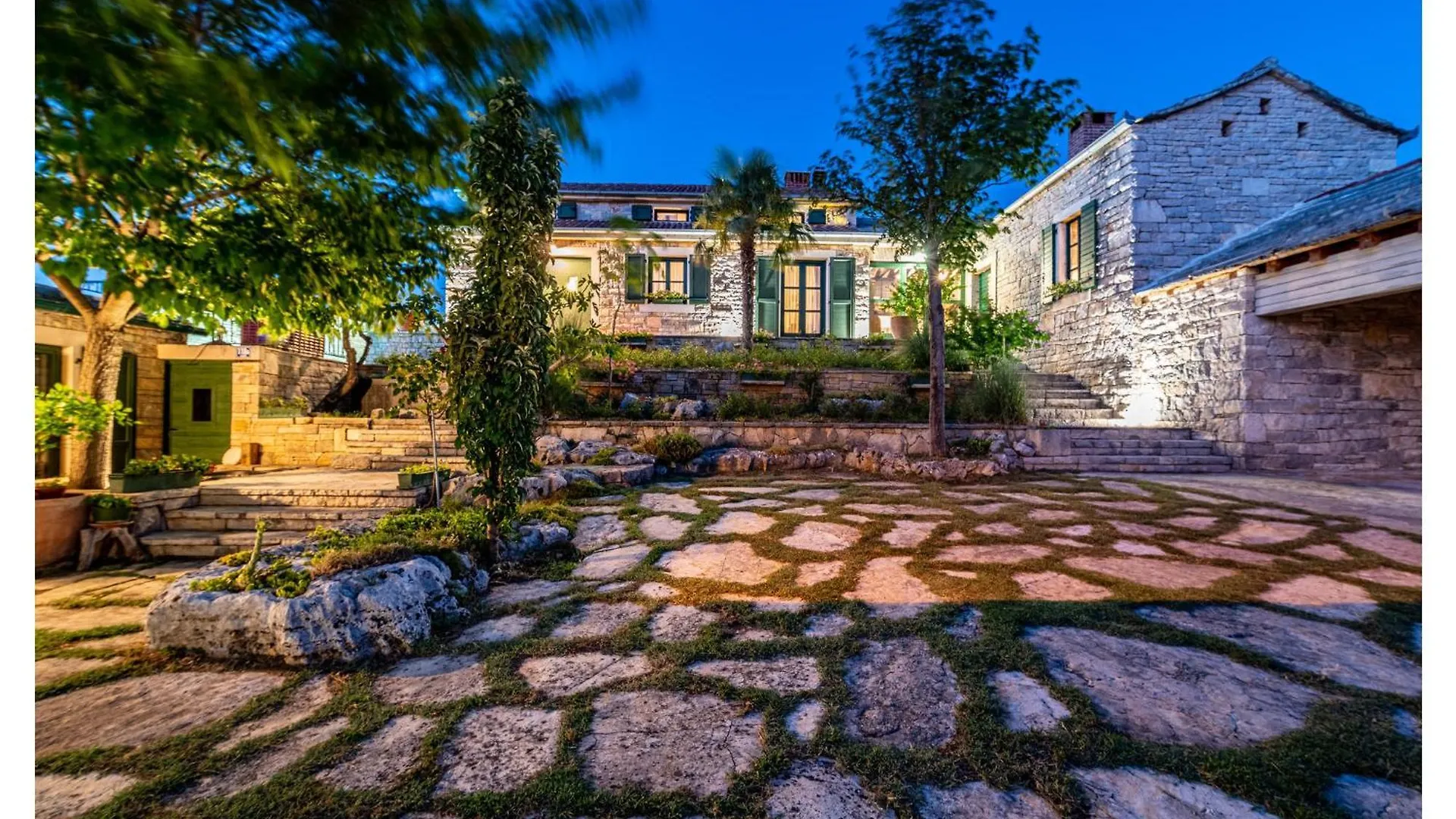 3 Bedroom Beautiful Home In Lisicic Lisičići クロアチア