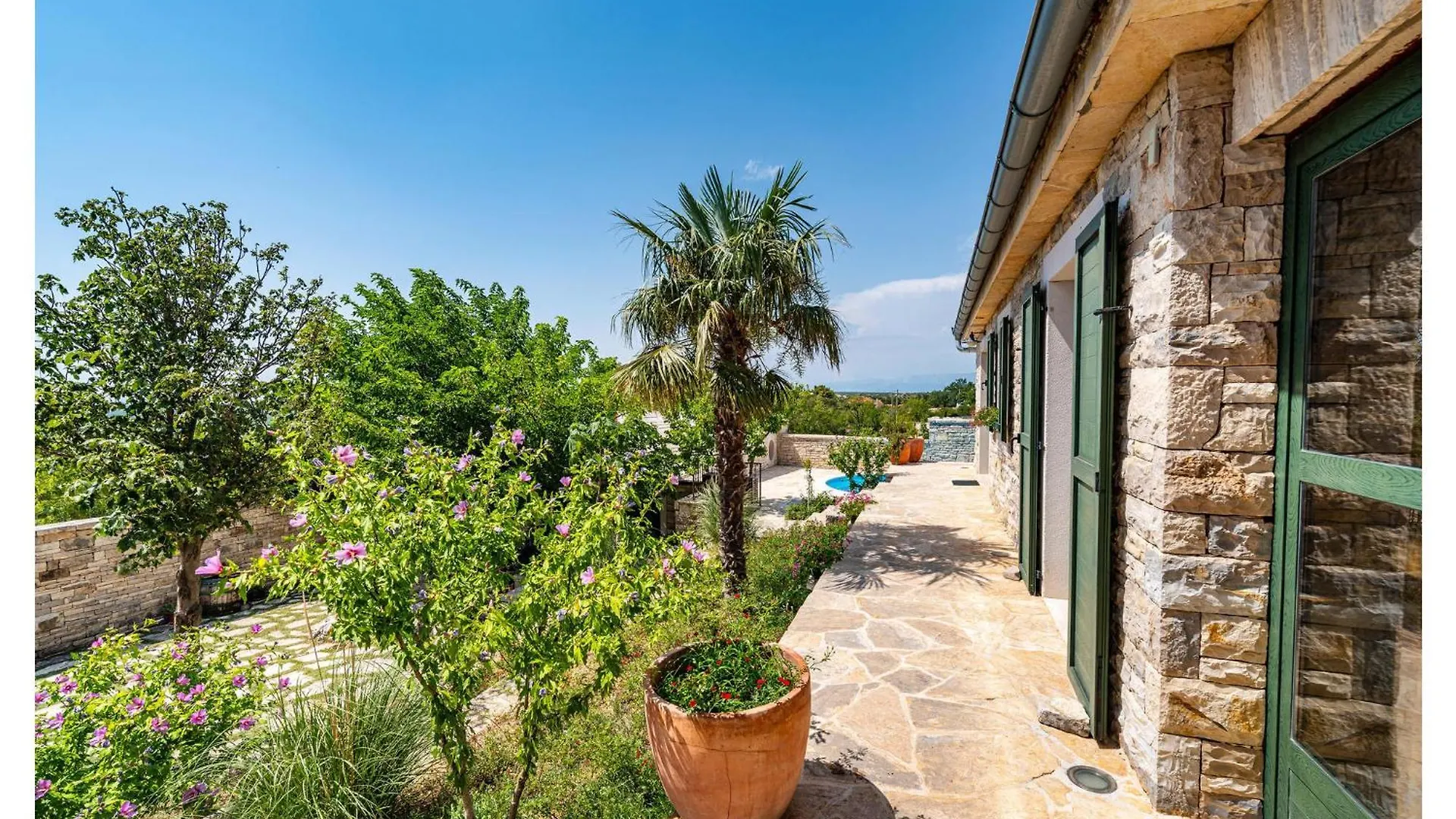 別荘 3 Bedroom Beautiful Home In Lisicic Lisičići クロアチア