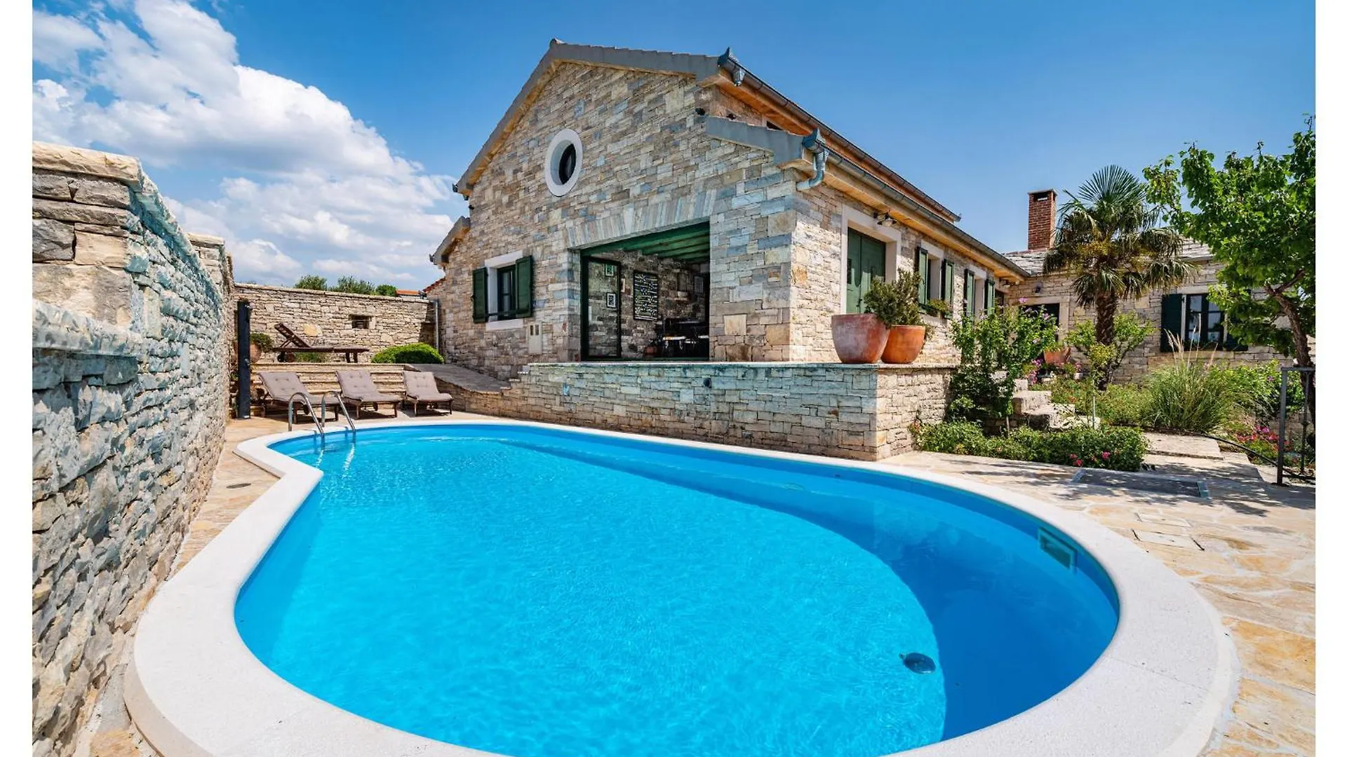 3 Bedroom Beautiful Home In Lisicic Lisičići